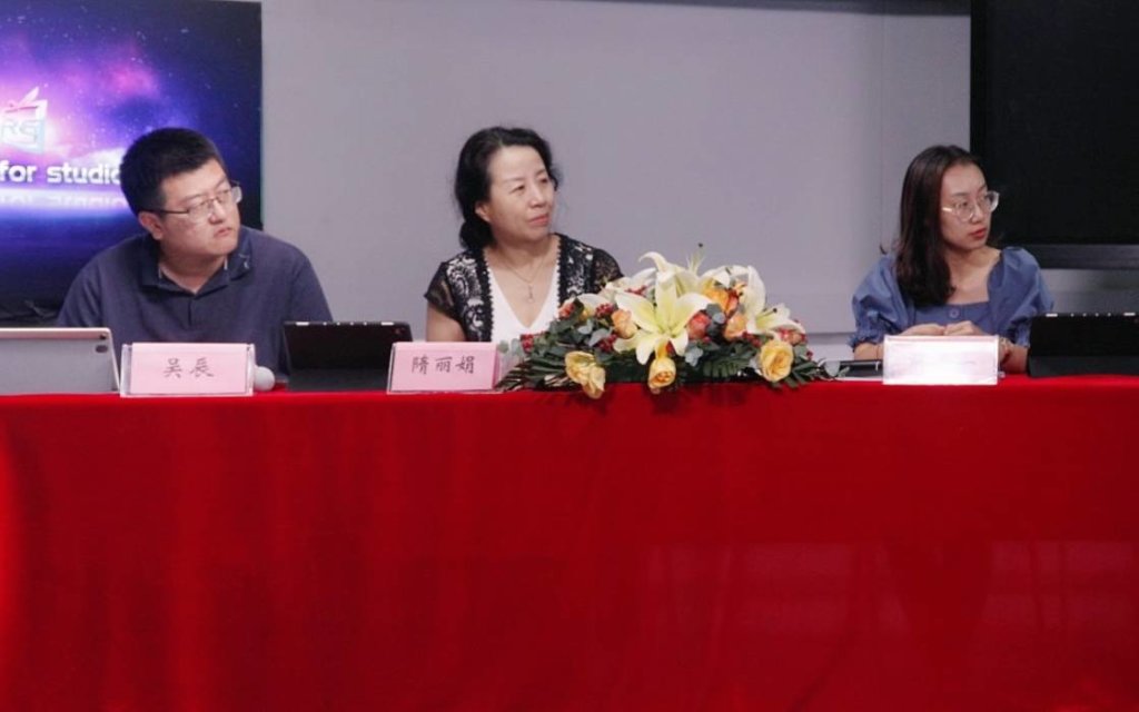 品中华诗词,寻文化之根——记文学院庆祝建校70周年暨中国诗词大会