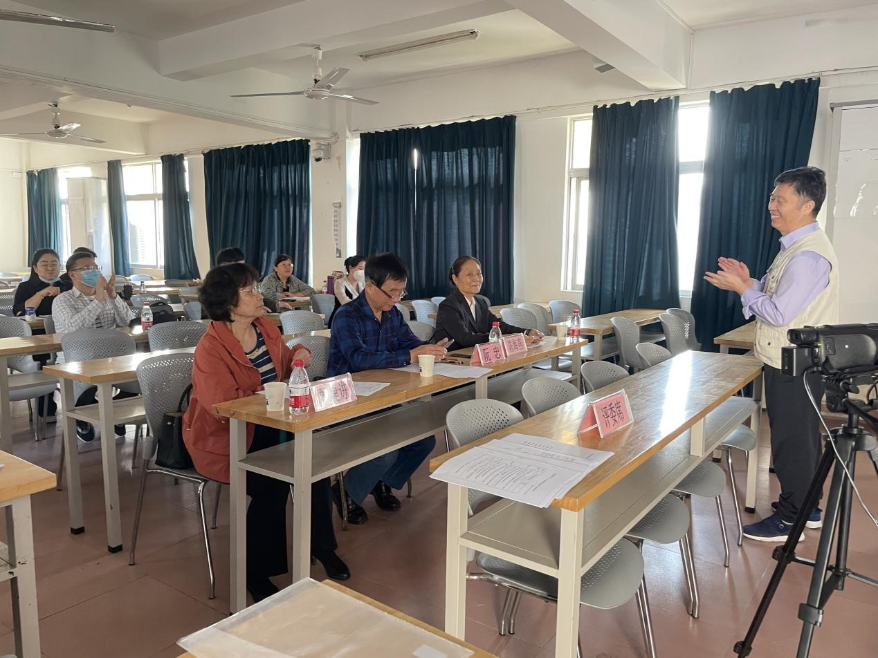 站神圣三尺讲台 展魅力教师风采 ——2022文学院青年教师教学比赛