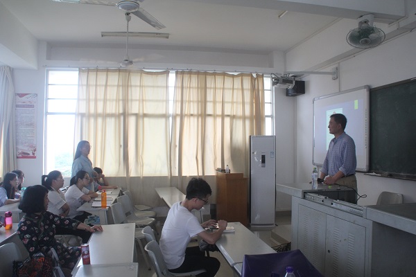 上海师范大学教授、博士生导师王建疆教授来我校讲学