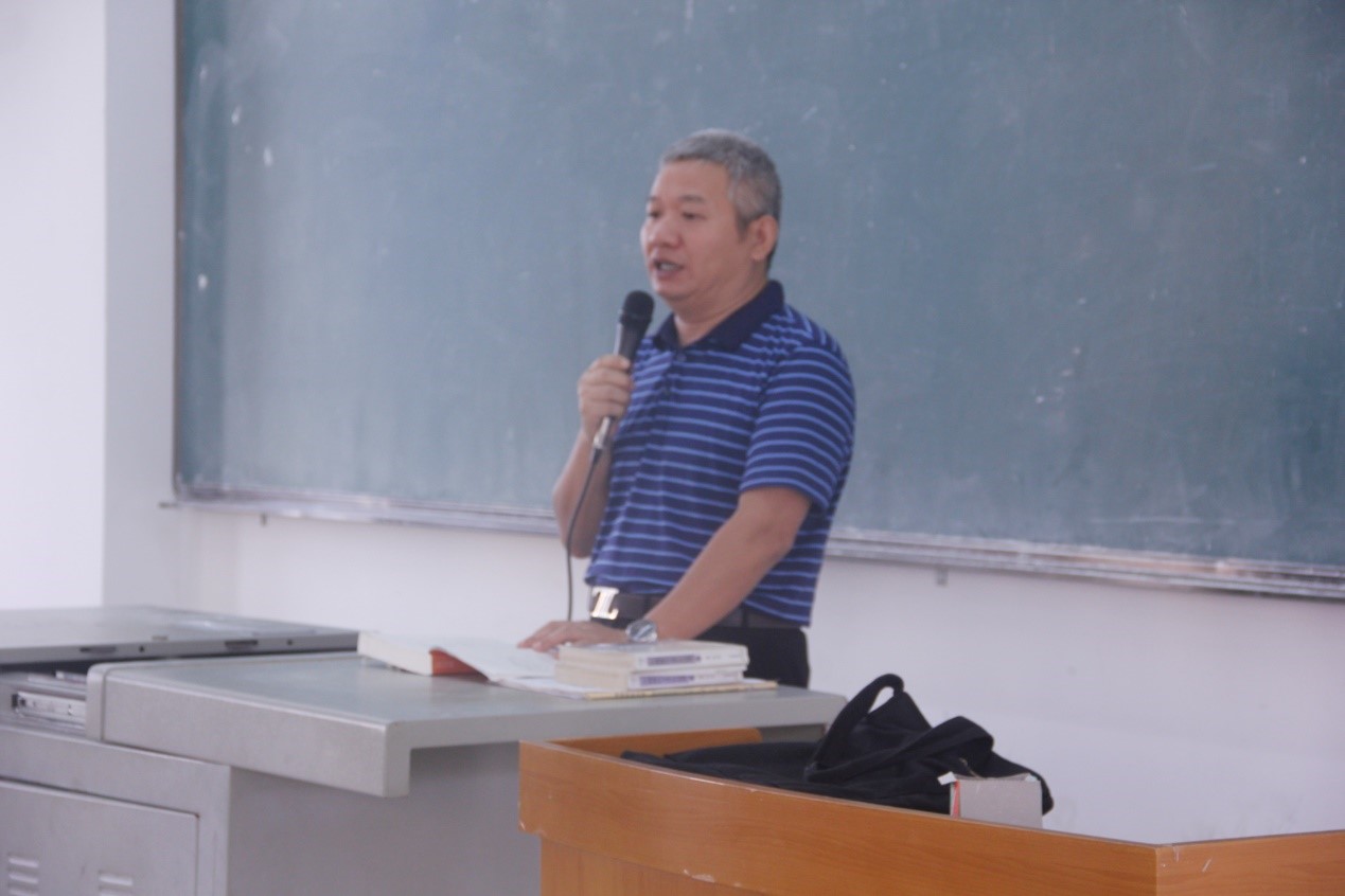 落实评估检查，促进教学提升——记文学院教学评估检查