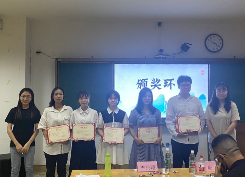 锤炼教师技能，展现文院风采——记文学院第十五届教师技能大赛之“三合一”课堂比赛