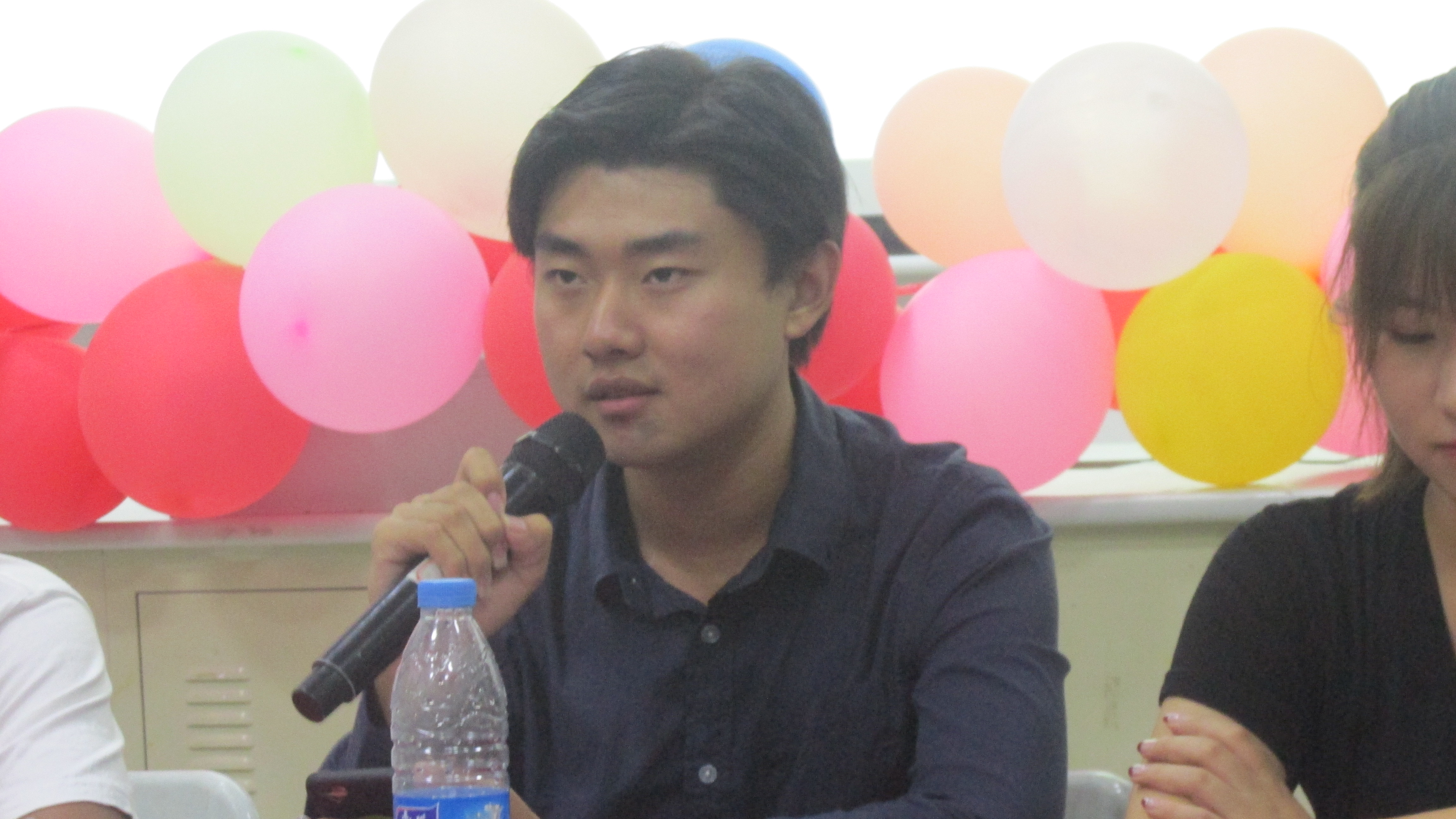 十月扬帆，助梦起航——记青年之声•文学院大学生论坛之寄语未来
