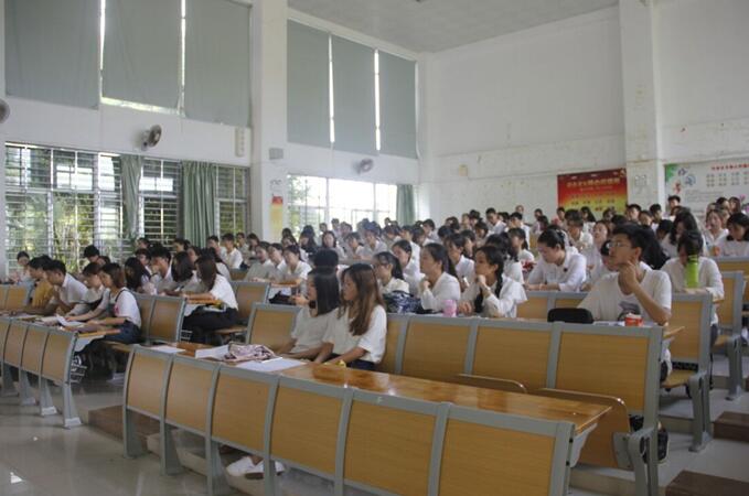 精心部署，追求卓越——记青年之声·文学院毕业生晚会全体学生干部协调大会