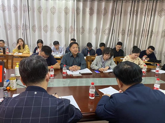 文学院召开校督导教学工作反馈会